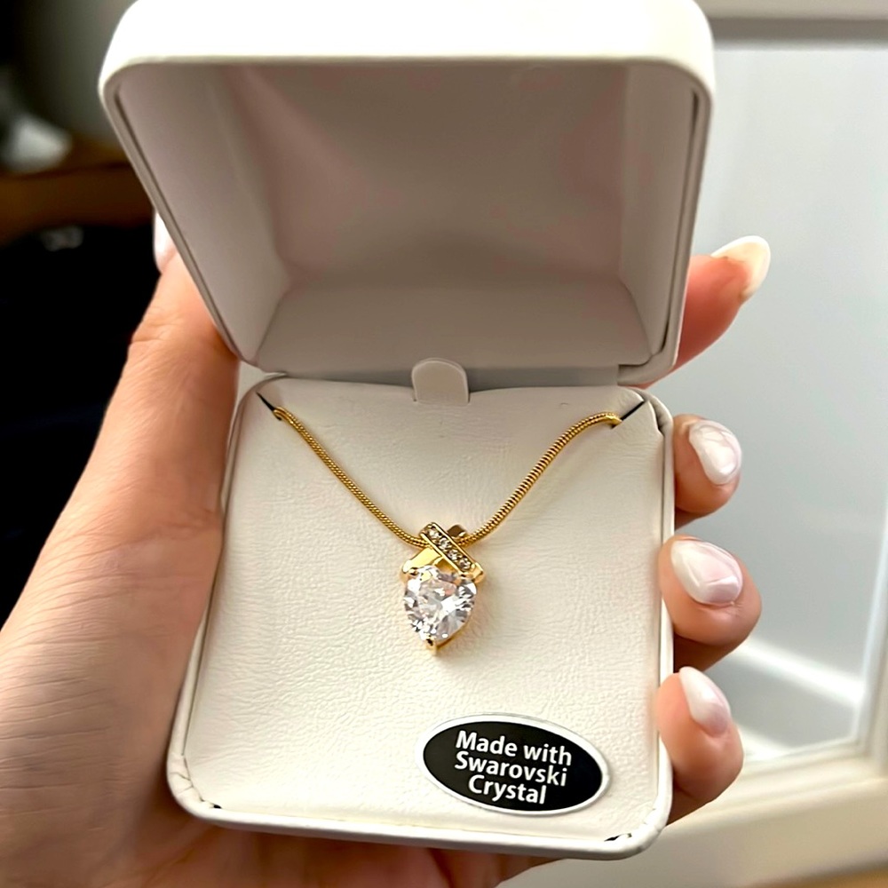 Heart shaped gold plated necklace